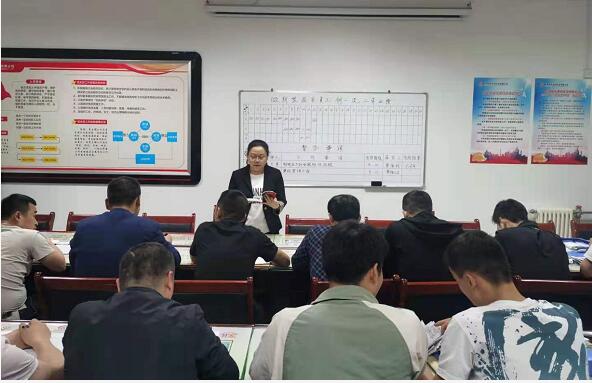 配图三：进区队.jpg