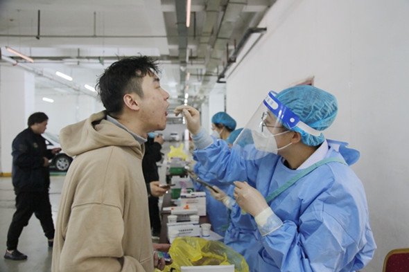 监督核酸采集工作_副本.jpg
