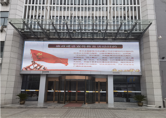 配图.png